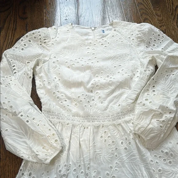 Antonio Melani White Lace Maxi Dress - Picture 5 of 6